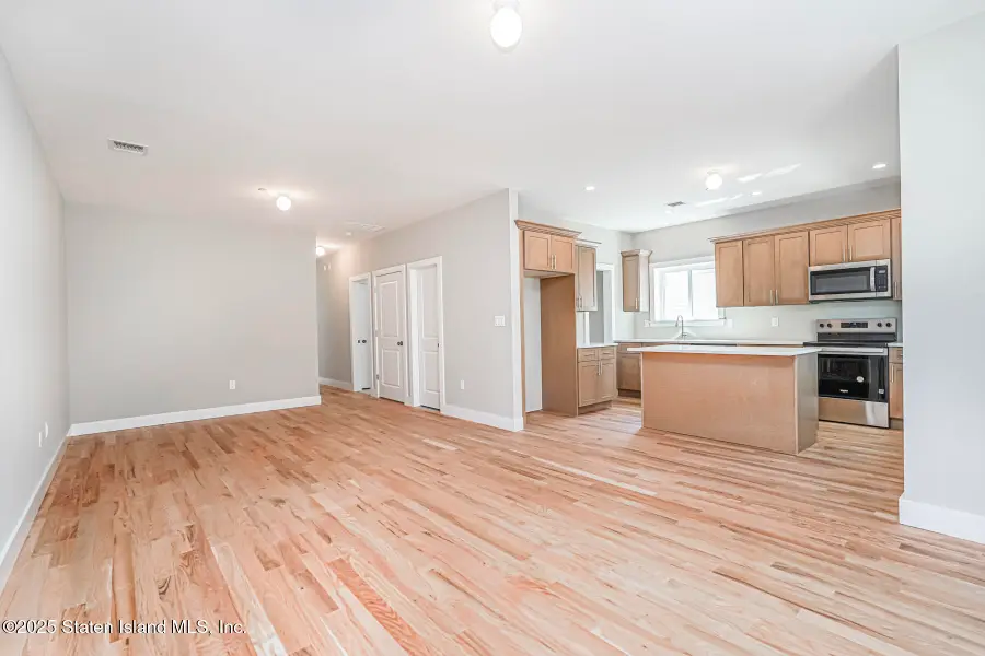 291 Rensselaer Avenue, Staten Island, NY 10312 - Image #3