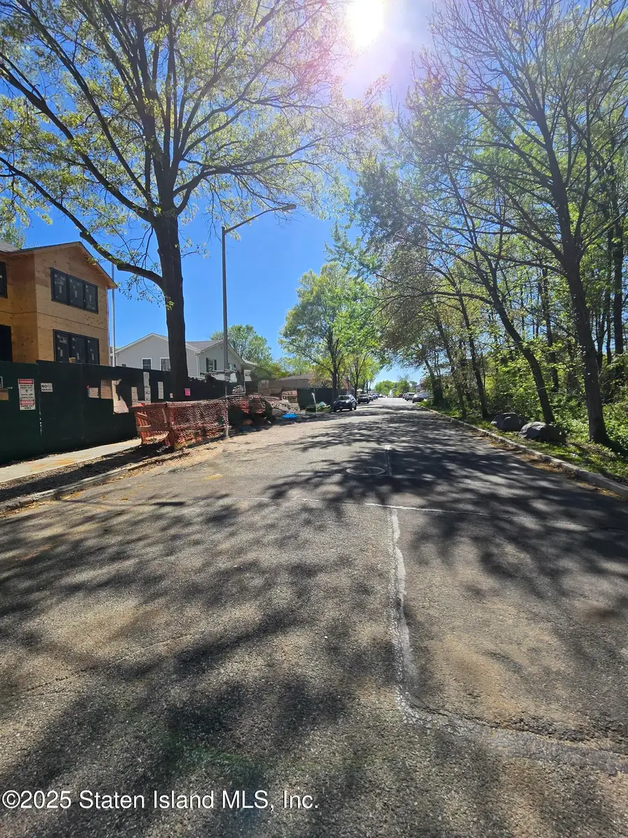 452 Rensselaer Avenue, Staten Island, NY 10312 - Image #3