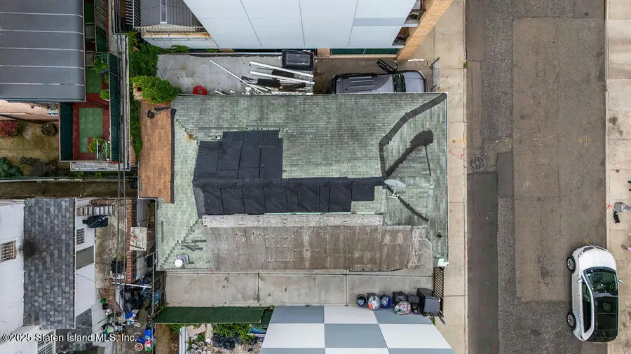 32 Brighton 2nd Place, Brooklyn, NY 11235 - Image #2