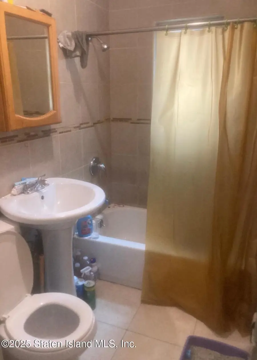 112-09 Francis Lewis Boulevard, Queens, NY 11429 - Image #3