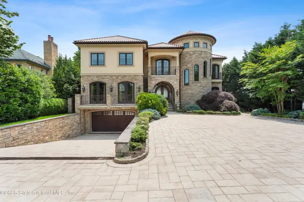 40 Wakefield Road, Staten Island, NY 10312