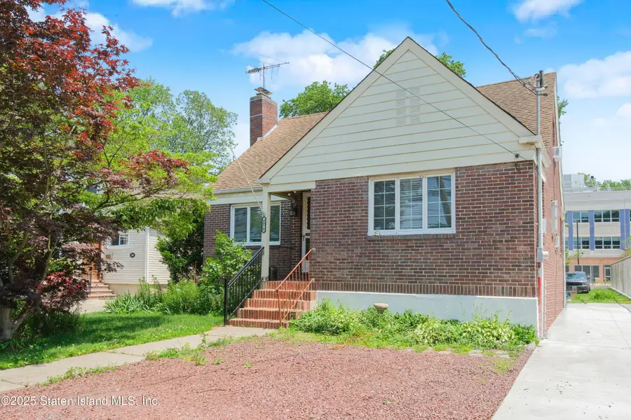4070 Victory Boulevard, Staten Island, NY 10314 - Image #2