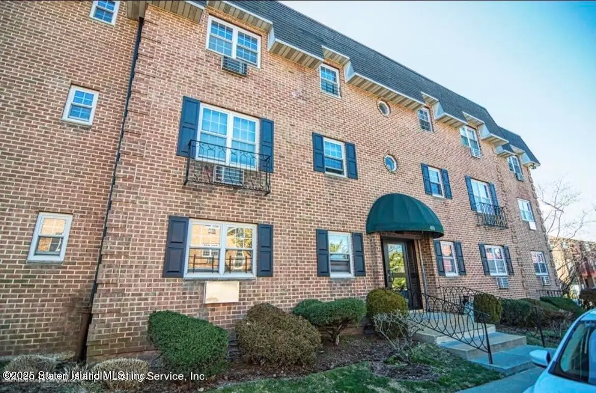 390 Maryland Avenue #2c, Staten Island, NY 10305 - #1