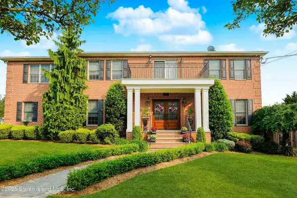 274 South Railroad Street, Staten Island, NY 10312