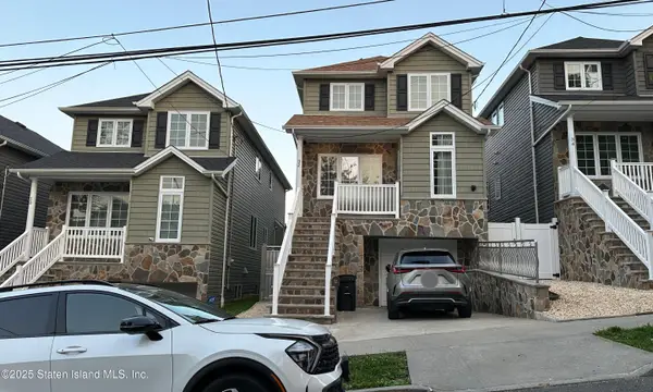 32 Scribner Avenue, Staten Island, NY 10301
