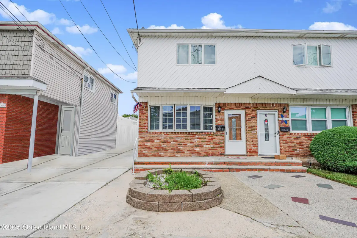 345 Milton Avenue, Staten Island, NY 10306 - Image #1