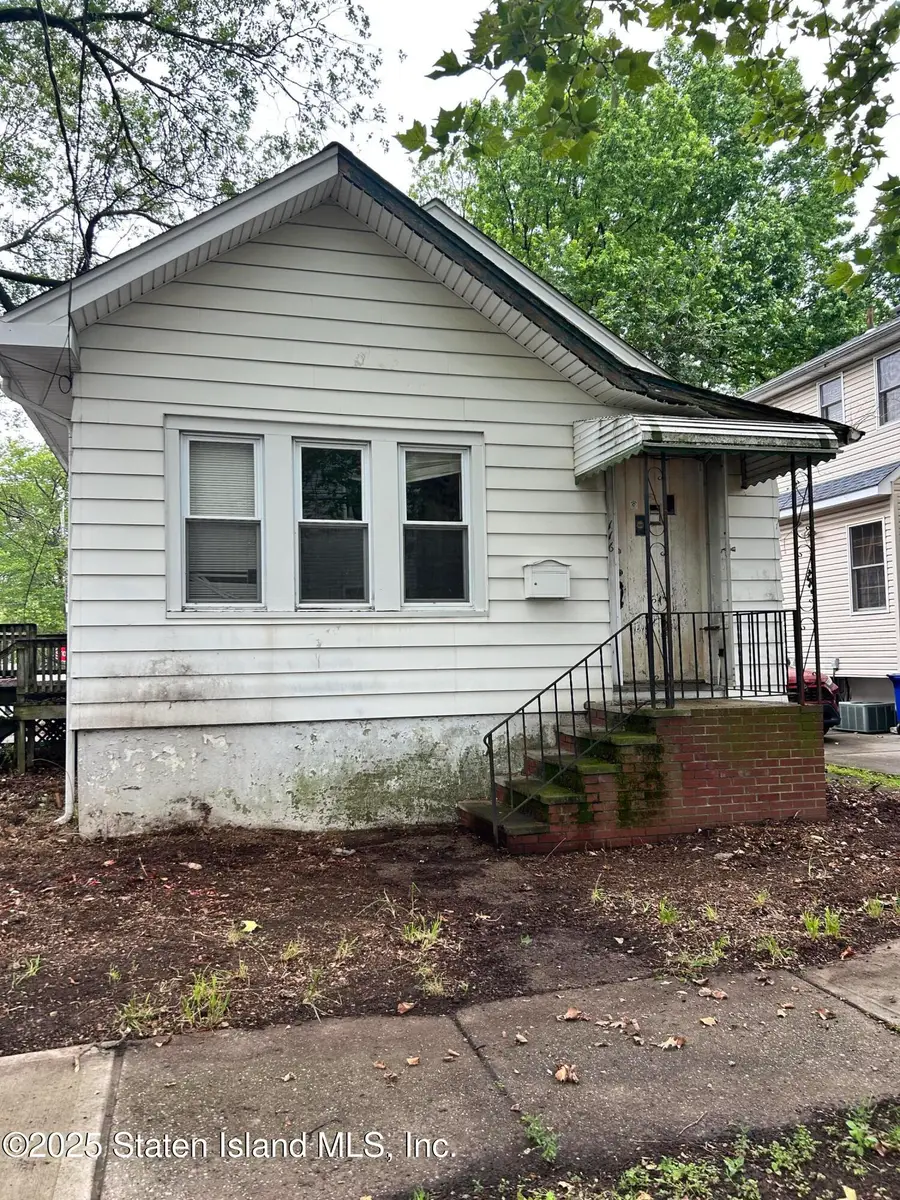 116 Bidwell Avenue, Staten Island, NY 10314 - Image #2