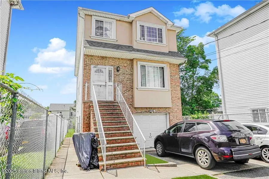 134 South Avenue, Staten Island, NY 10310 - Image #2