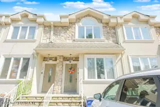 46 Calvanico Lane, Staten Island, NY 10314