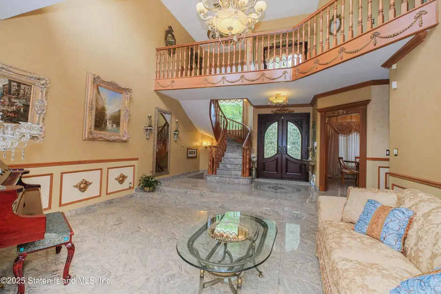 23 Haywood Street, Staten Island, NY 10307 - Image #3