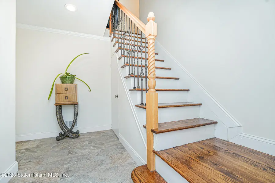 96 Paulding Avenue, Staten Island, NY 10314 - Image #2