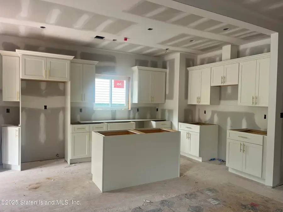 308 Sheldon Avenue, Staten Island, NY 10312 - Image #2