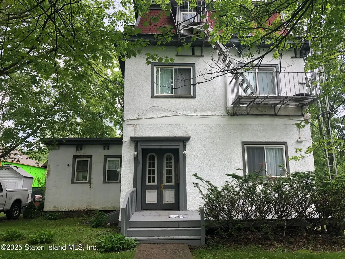 203 Center Street, Staten Island, NY 10306 - Image #1