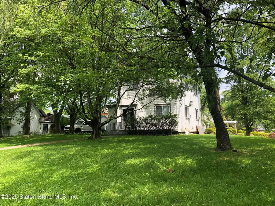 203 Center Street, Staten Island, NY 10306 - Image #3