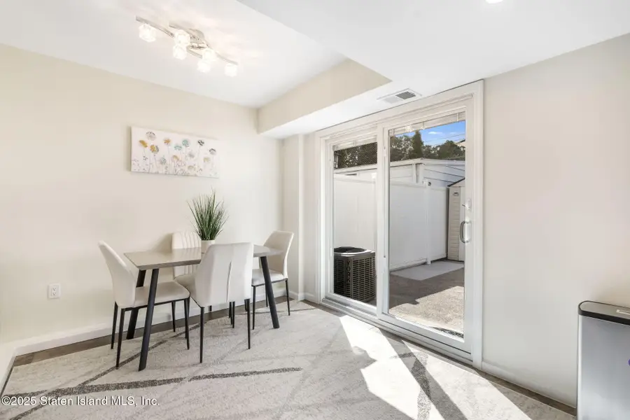 141 Hampton Green, Staten Island, NY 10312 - Image #3