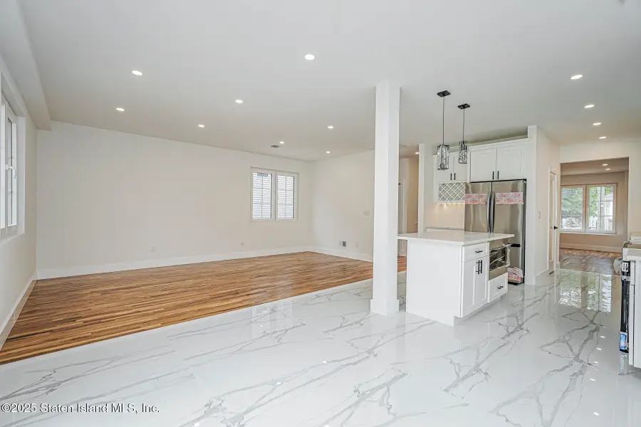 5639 Amboy Road, Staten Island, NY 10309 - Image #2