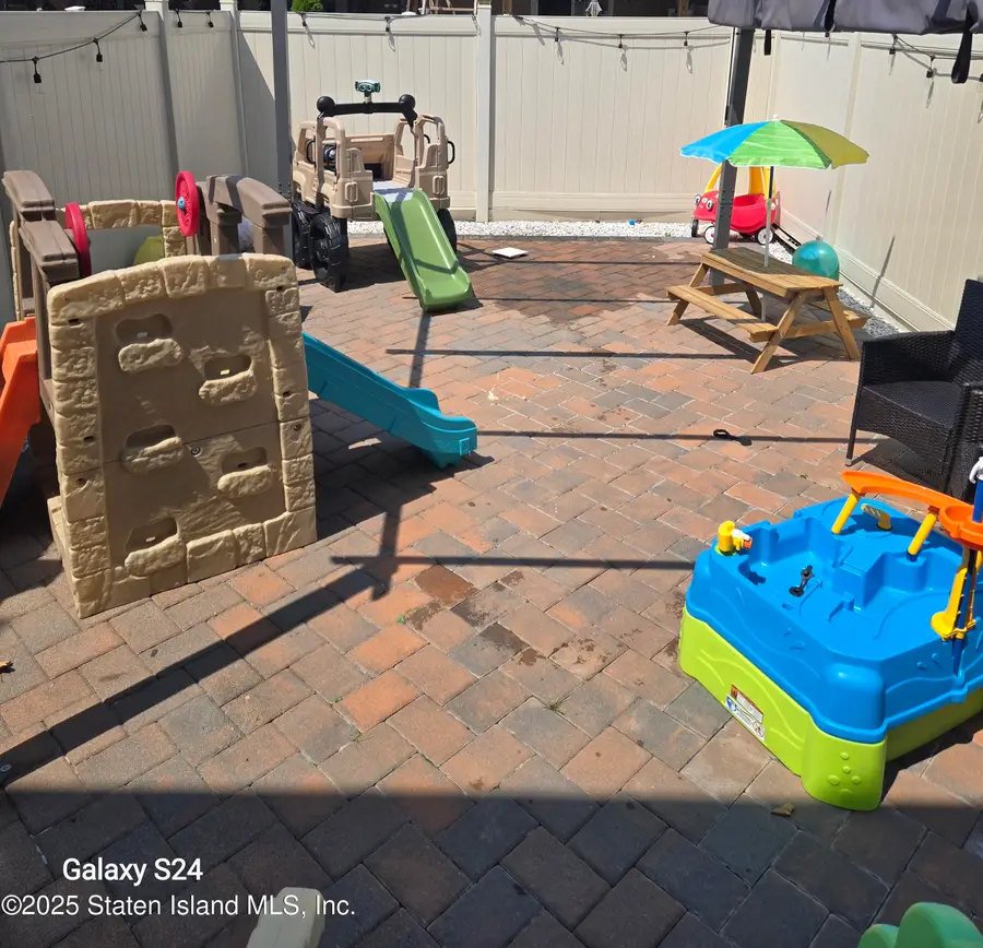 49 Doreen Drive, Staten Island, NY 10303 - Image #2