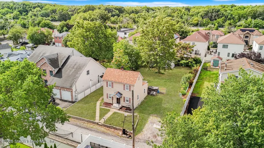 37 Depew Place, Staten Island, NY 10309 - Image #2