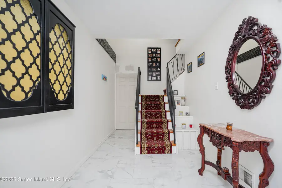 124 Woodbine Avenue, Staten Island, NY 10314 - Image #3