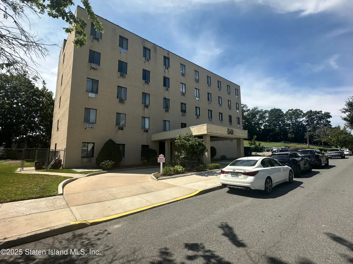 50 Belair Road #1e, Staten Island, NY 10305 - Image #1