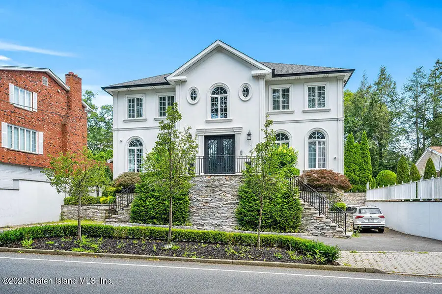 373 Ocean Terrace, Staten Island, NY 10301 - Image #3