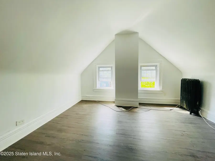330 Van Duzer Street, Staten Island, NY 10304 - Image #3