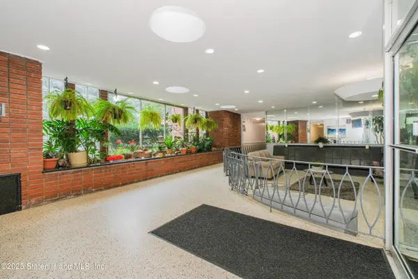 55 Austin Place #6p, Staten Island, NY 10304