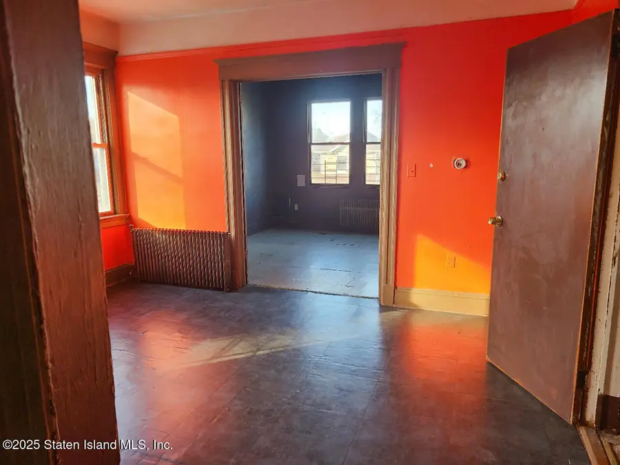 118 Hendricks Avenue, Staten Island, NY 10301 - Image #3