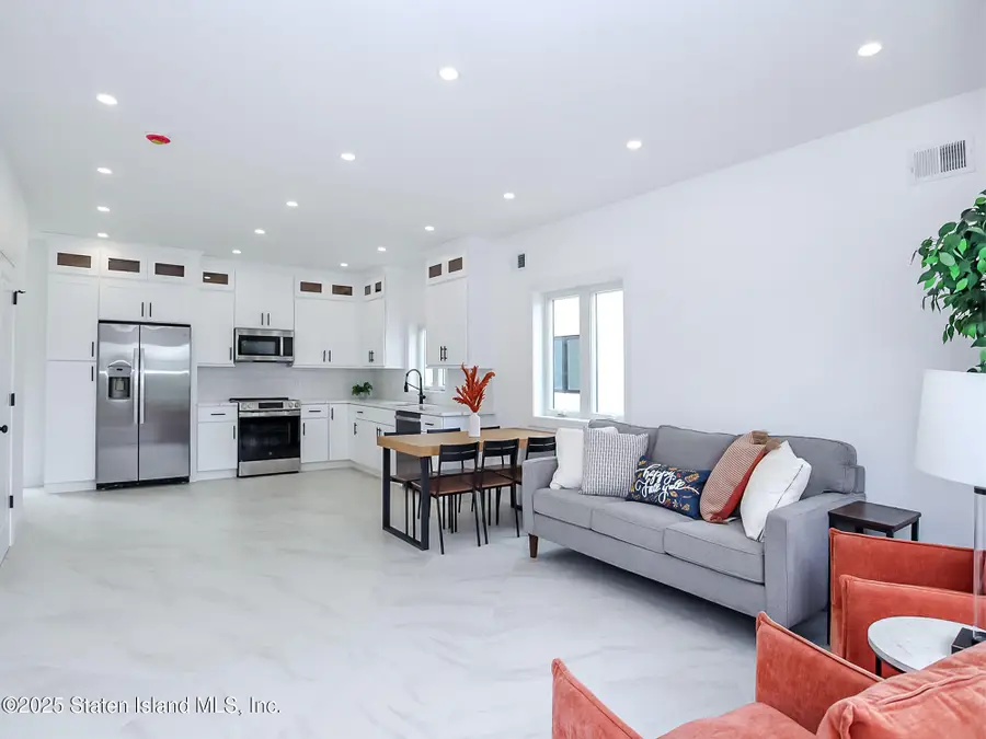 106 Wieland Avenue, Staten Island, NY 10309 - Image #3