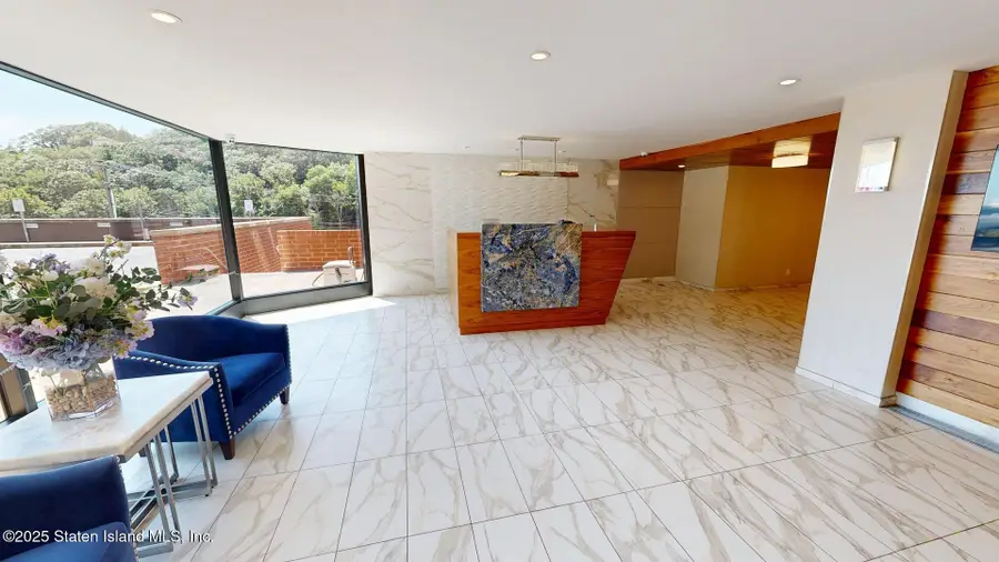 755 Narrows Road N #402, Staten Island, NY 10304 - Image #2