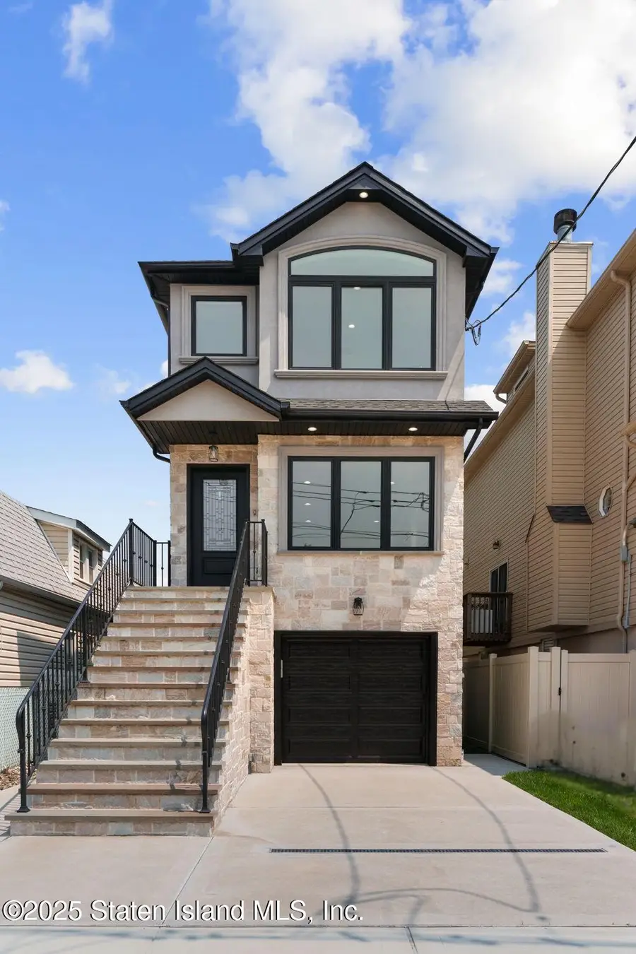 443 Manhattan Street, Staten Island, NY 10307 - Image #2