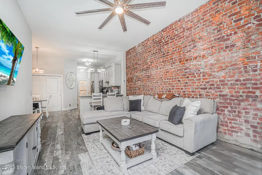 6384 Amboy Road, Staten Island, NY 10309 - Image #3