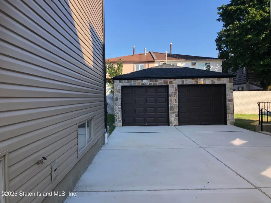 170 Mill Road, Staten Island, NY 10306 - Image #3