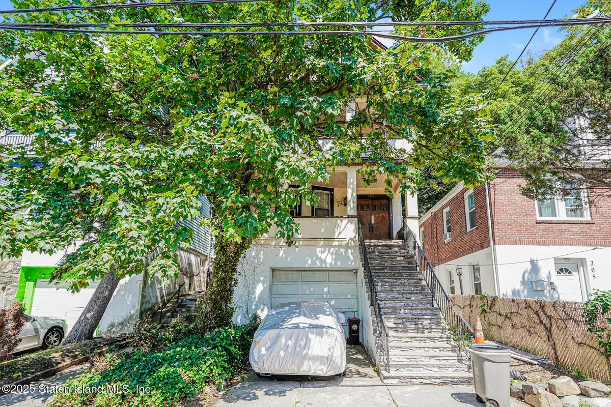 301 Westervelt Avenue, Staten Island, NY 10301 - Image #1