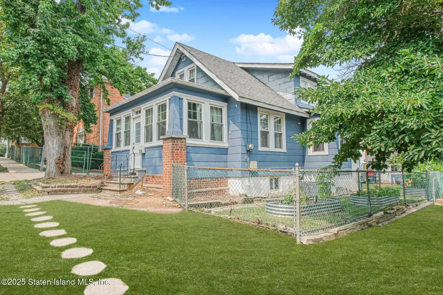 309 Cleveland Avenue, Staten Island, NY 10308 - Image #3