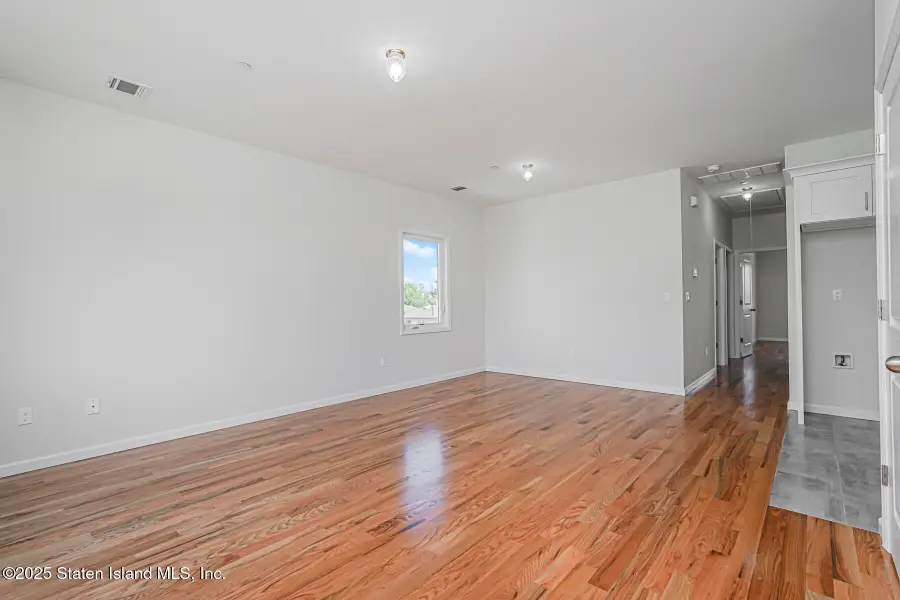 157 Lander Avenue, Staten Island, NY 10314 - Image #3