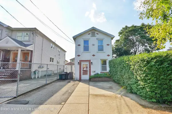 75 Titus Avenue, Staten Island, NY 10306