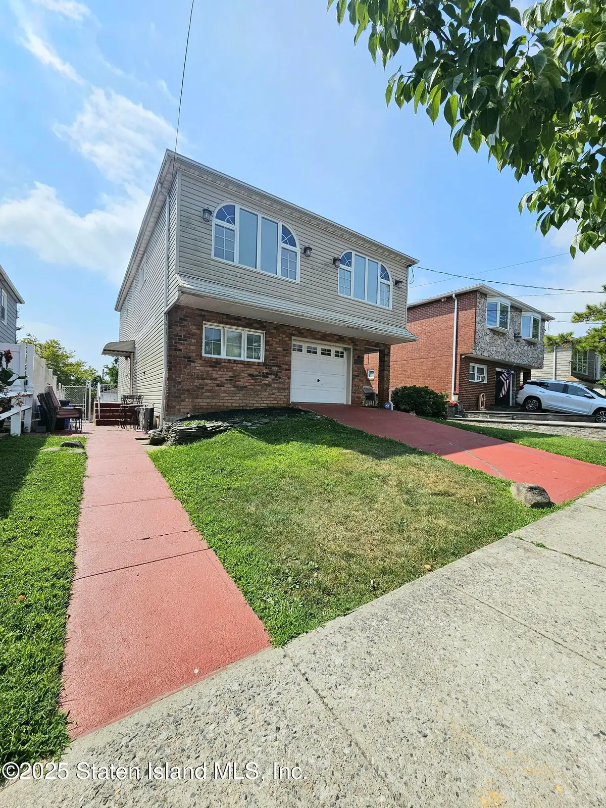 880 Sinclair Avenue, Staten Island, NY 10309 - Image #1