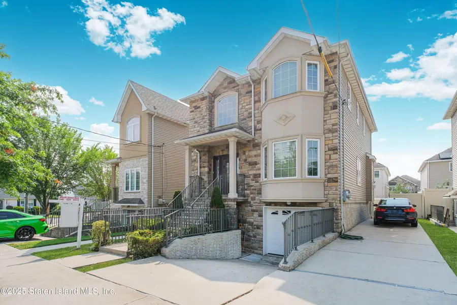 618 Rathbun Avenue, Staten Island, NY 10312 - Image #2