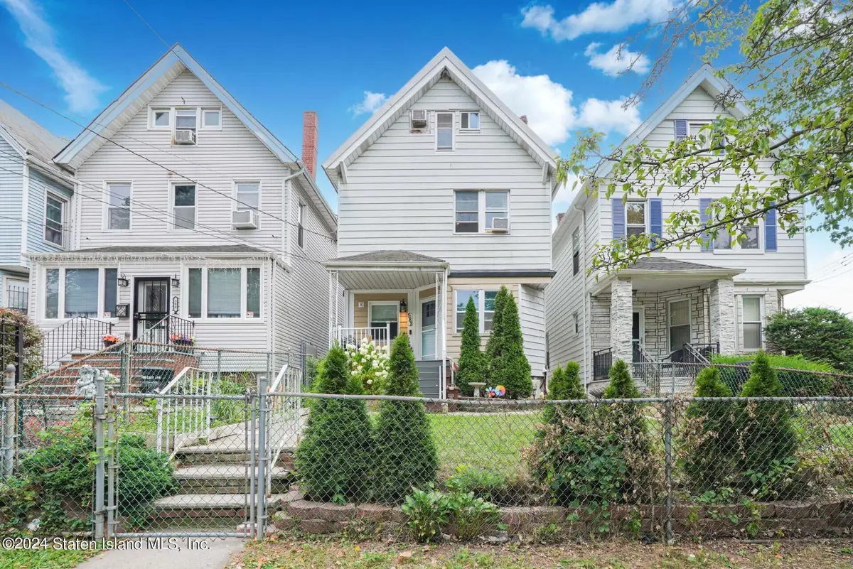 582 Cary Avenue, Staten Island, NY 10310 - Image #1