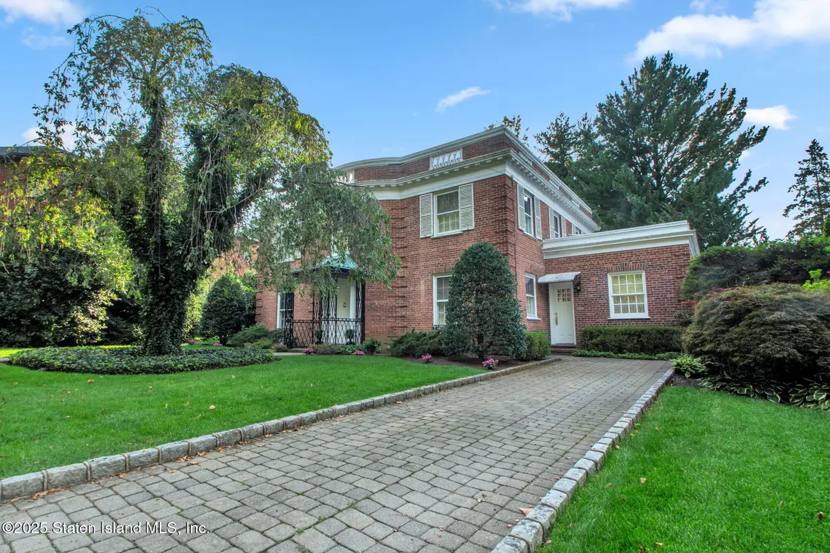 142 Bertha Place, Staten Island, NY 10301 - Image #1