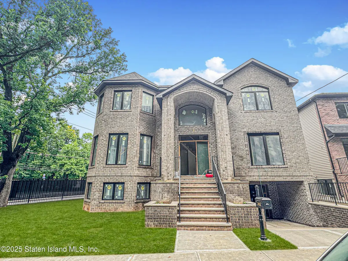 383 Philip Avenue, Staten Island, NY 10312 - Image #1