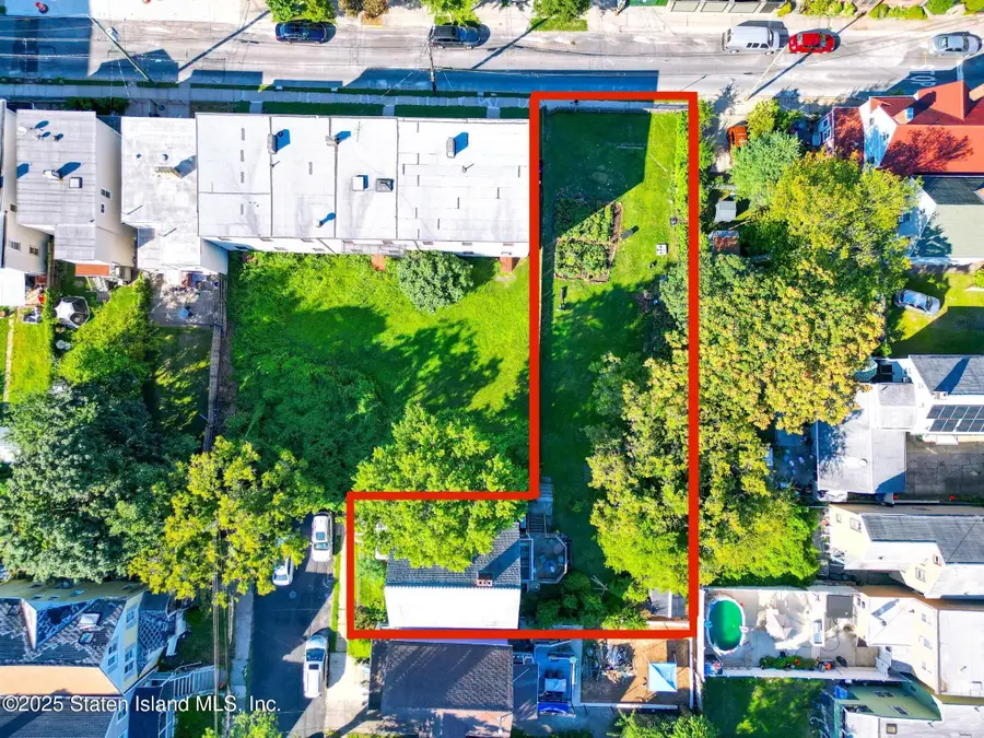 19 Brewster Street, Staten Island, NY 10304 - Image #2