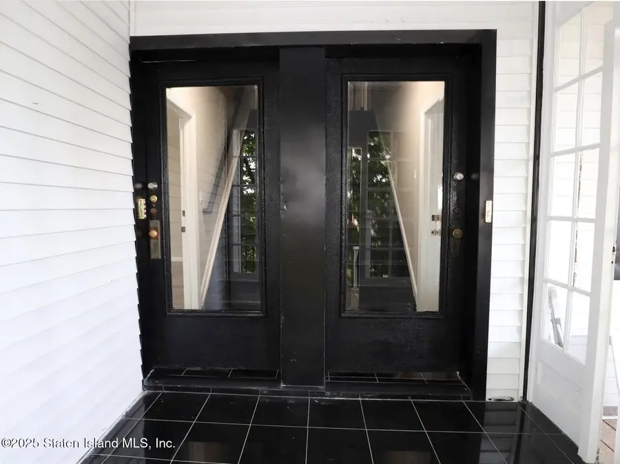212 St. Pauls Avenue, Staten Island, NY 10304 - Image #3