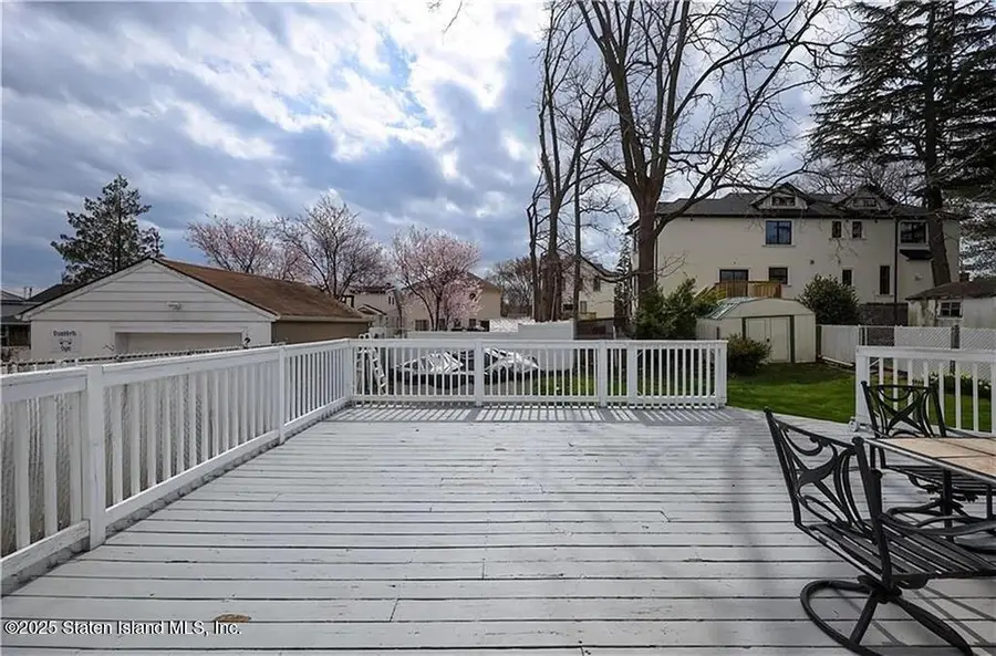 144 Winchester Avenue, Staten Island, NY 10312 - Image #3