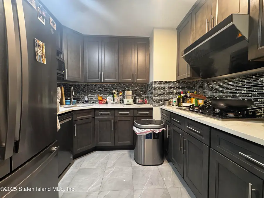 439 Ilyssa Way, Staten Island, NY 10312 - Image #3