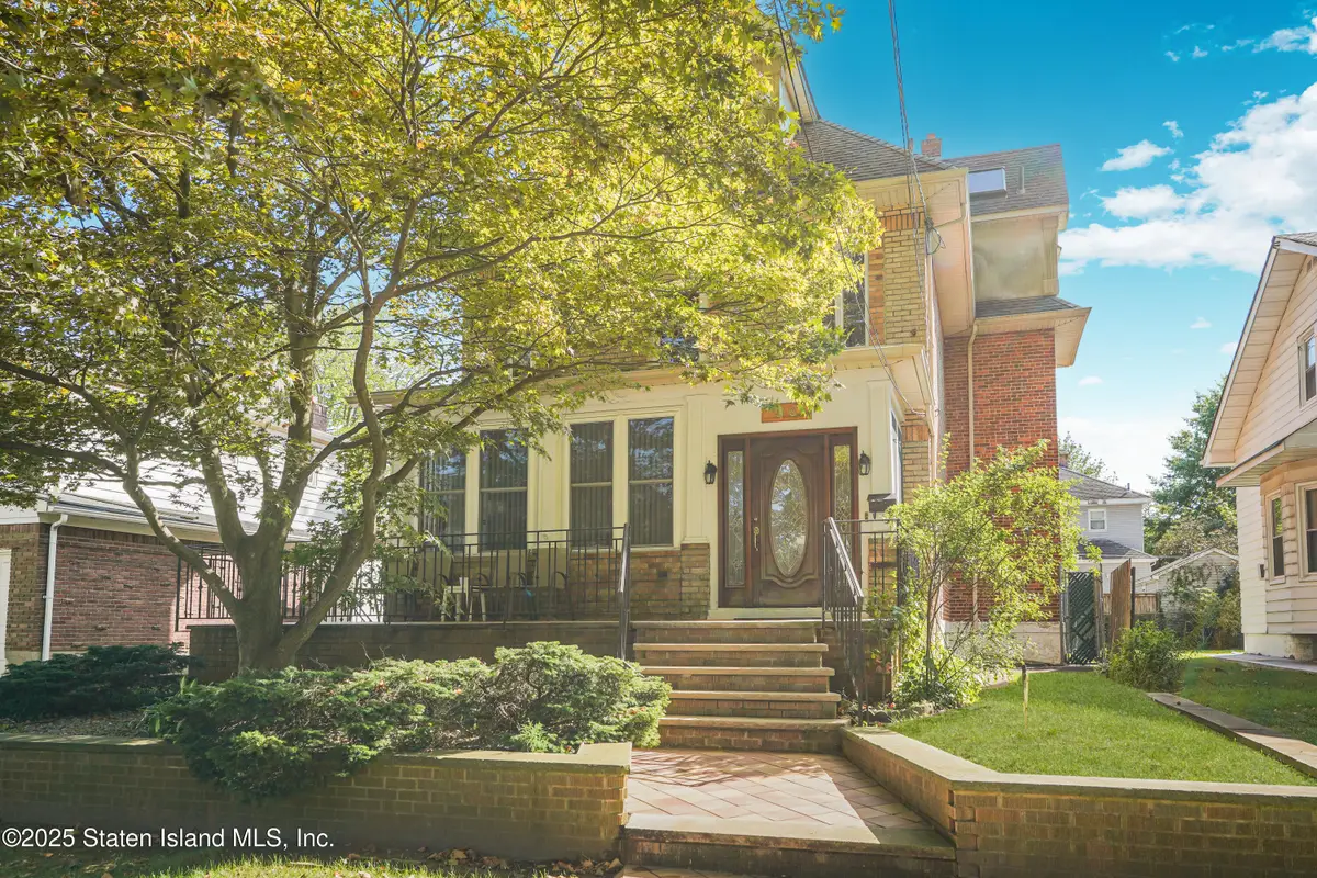 86 Fremont Avenue, Staten Island, NY 10306 - Image #1