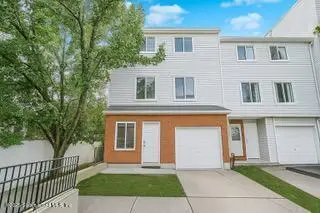 70 Ilyssa Way, Staten Island, NY 10312