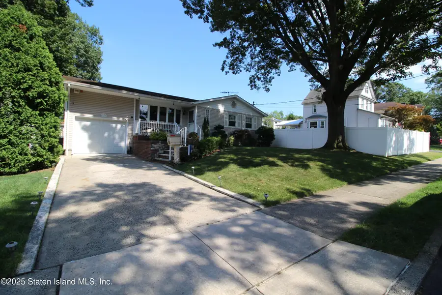 181 Perry Avenue, Staten Island, NY 10314 - Image #2