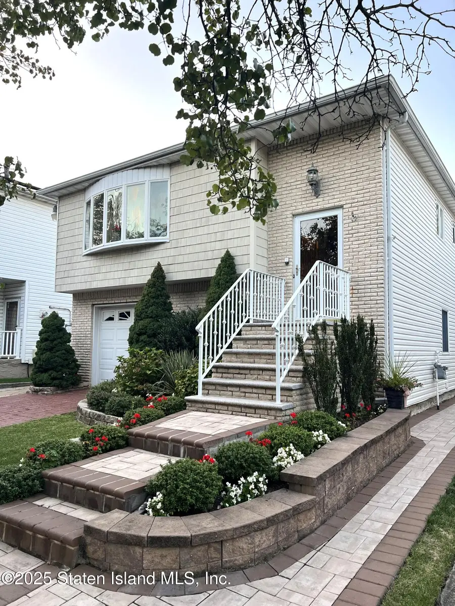 23 Sharon Lane, Staten Island, NY 10309 - Image #3